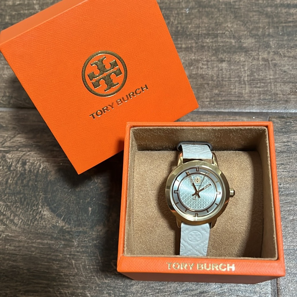 Tory Burch TBW1000 Ivory and Gold Watch - NEVER WORN!